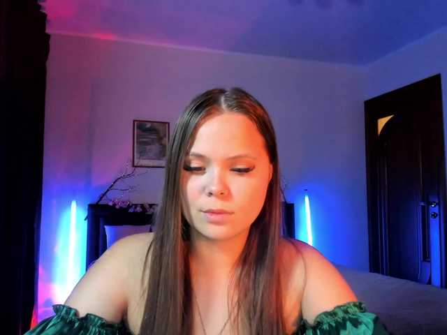 kirakiralove09 live cam on BongaCams