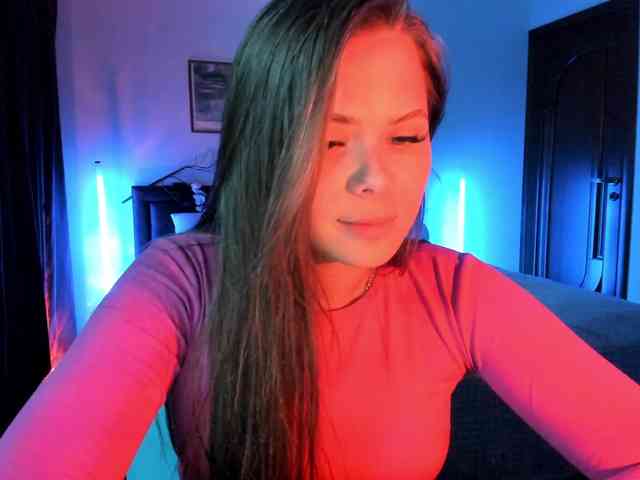 Model: kirakiralove09