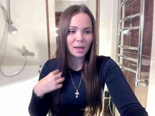 Model: kirakiralove09