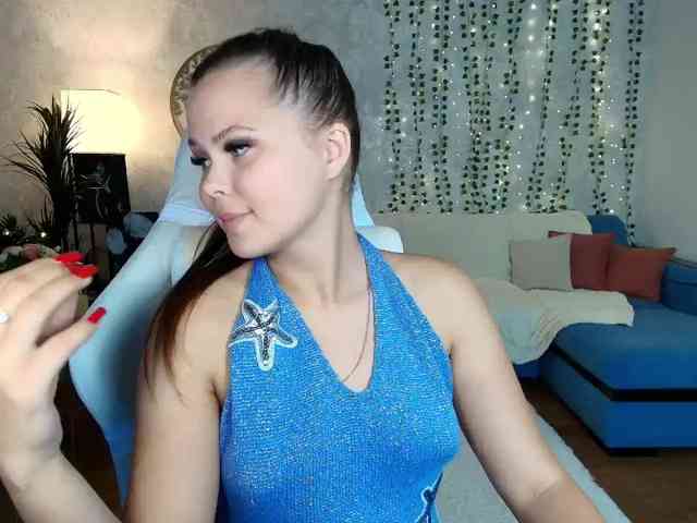 Model: kirakiralove09