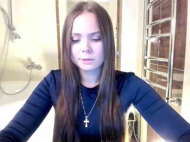 Model: kirakiralove09