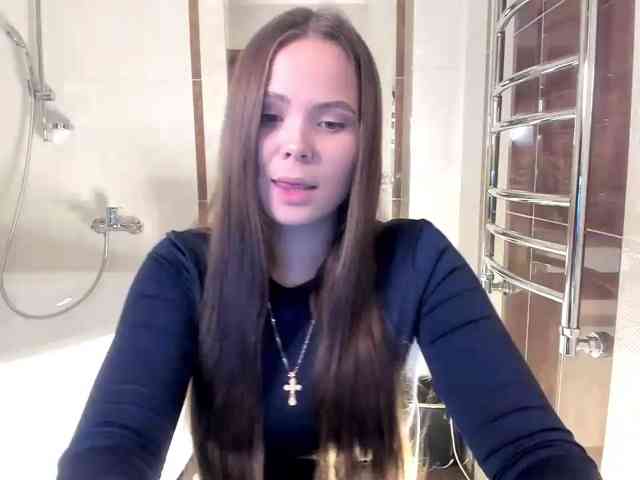 Model: kirakiralove09
