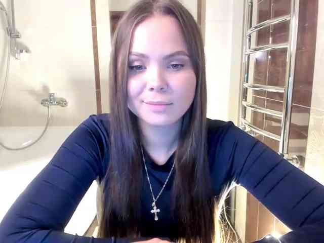 Model: kirakiralove09