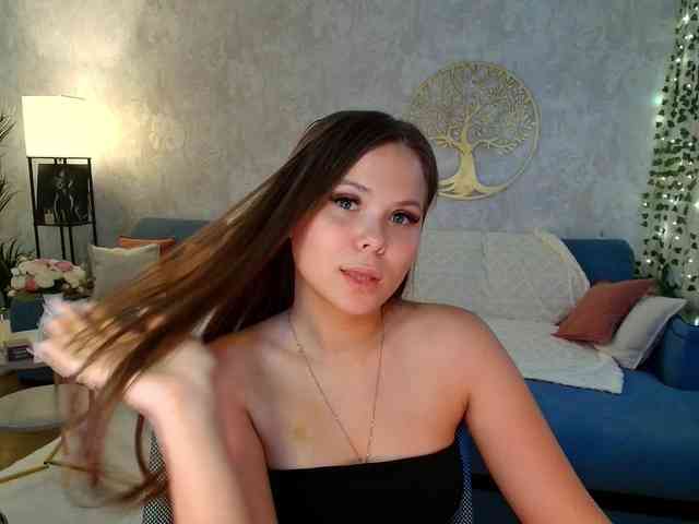Model: kirakiralove09