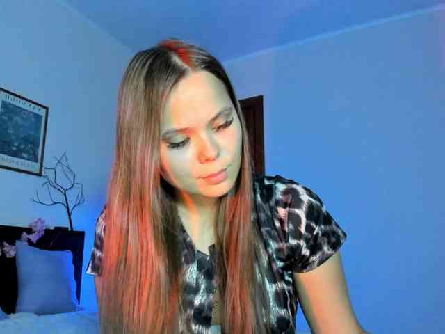 Model: kirakiralove09