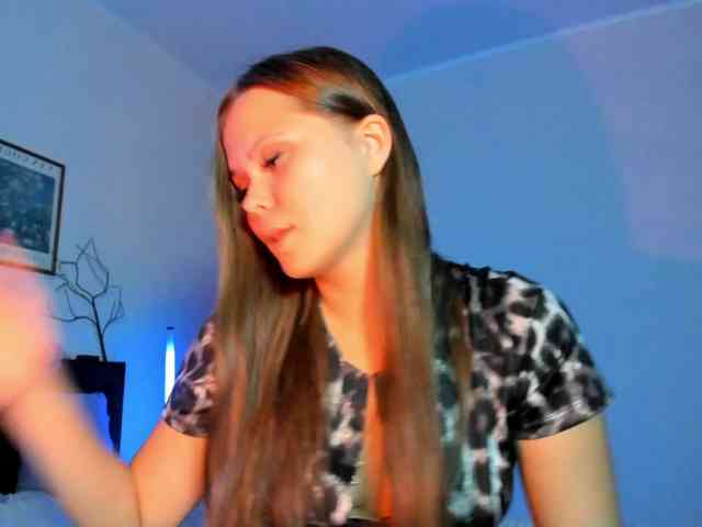 Model: kirakiralove09
