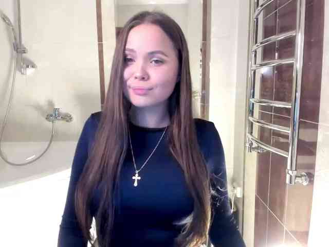 Model: kirakiralove09