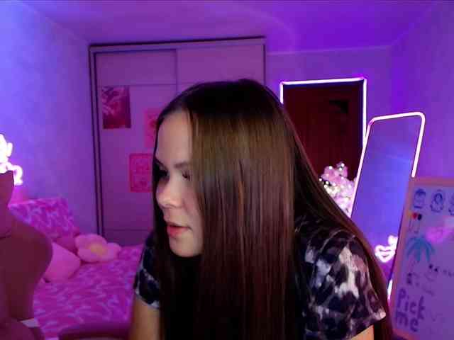 kirakiralove09 webcam