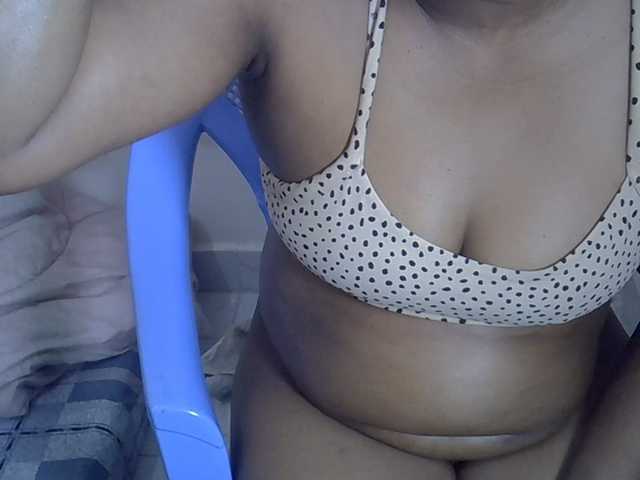 Sexyjackie live cam on BongaCams