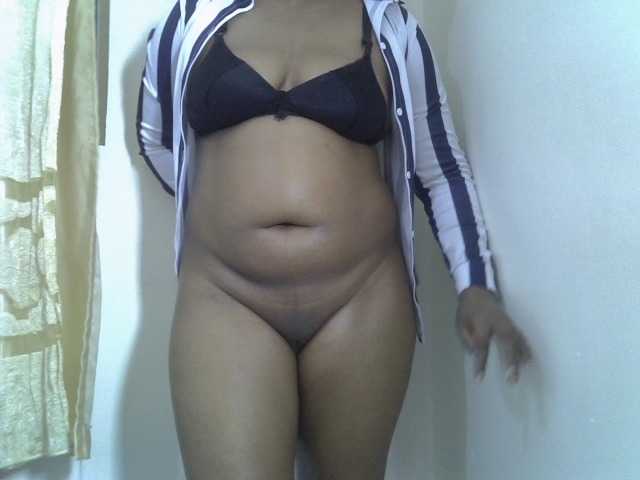 Sexyjackie, live now on BongaCams