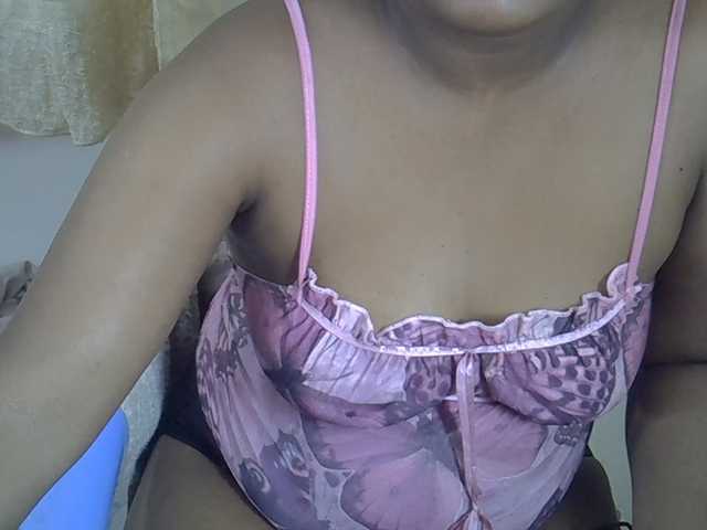 Sexyjackie live cam on BongaCams