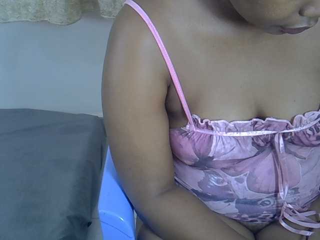 Sexyjackie live cam on BongaCams