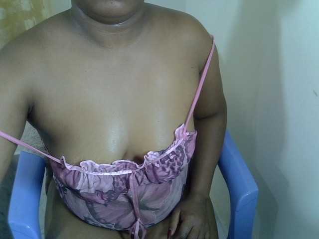 Sexyjackie live cam on BongaCams