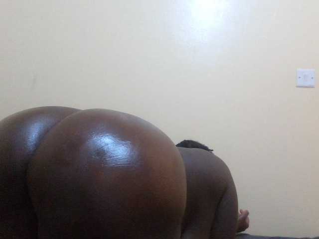 Sexy-Mollient live cam on BongaCams