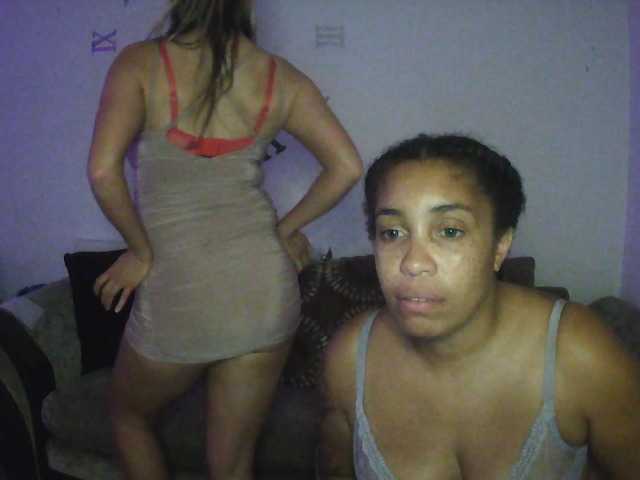 Times-Two live cam on BongaCams