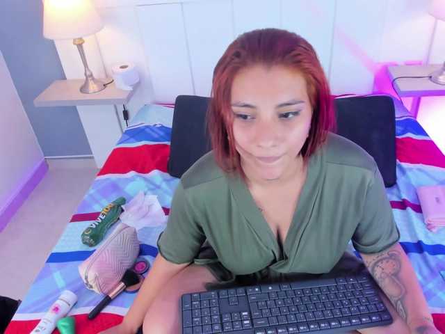 Milkyyboobss-69 live cam on BongaCams
