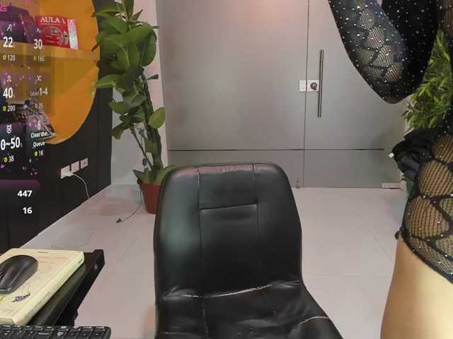 VictoriaGrimm live cam on BongaCams