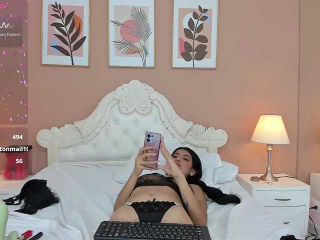 VictoriaGrimm live cam on BongaCams
