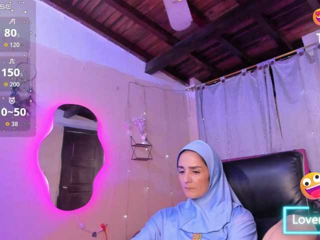 AmiraSaadi live cam on BongaCams