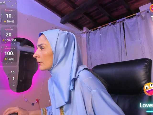 AmiraSaadi live cam preview