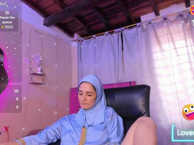 AmiraSaadi live cam on BongaCams