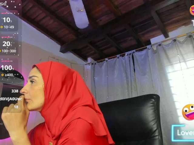AmiraSaadi live cam on BongaCams