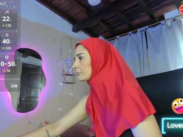 AmiraSaadi live cam on BongaCams