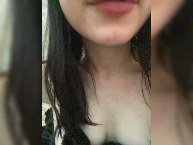 Kissa18M live cam on BongaCams
