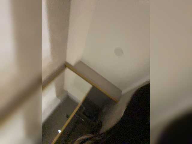 Kissa18M live cam on BongaCams
