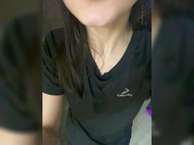 Kissa18M live cam on BongaCams