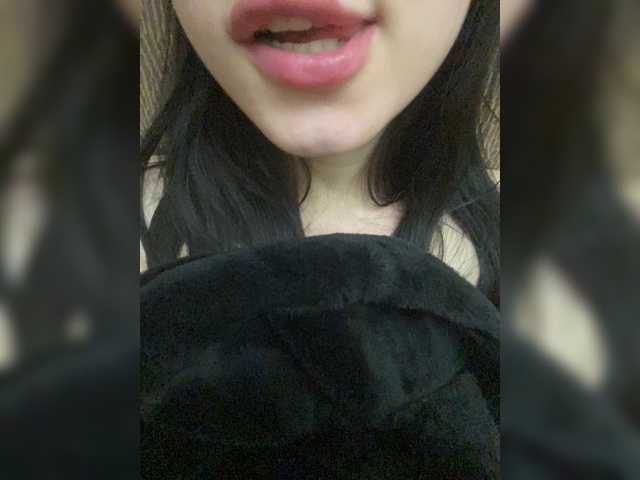 Kissa18M live cam on BongaCams