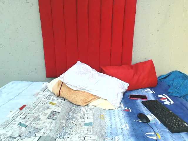 LadyAss33 live cam on BongaCams