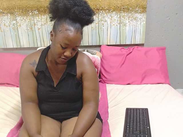 LadyAss33