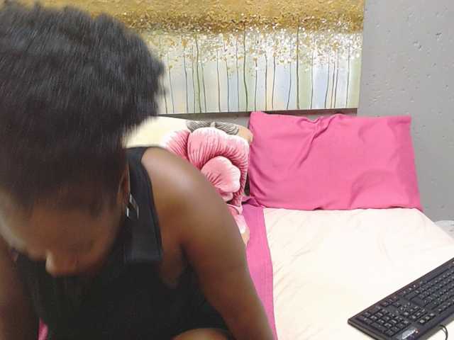 LadyAss33