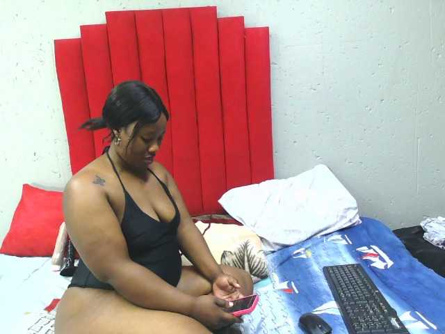 LadyAss33