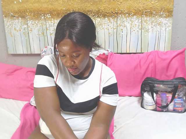 LadyAss33 live cam on BongaCams