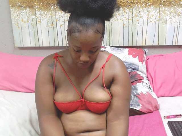 LadyAss33