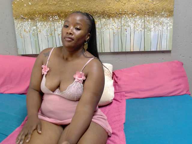LadyAss33