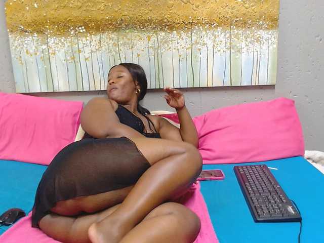 LadyAss33