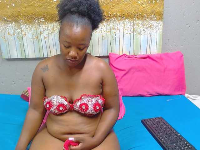 LadyAss33