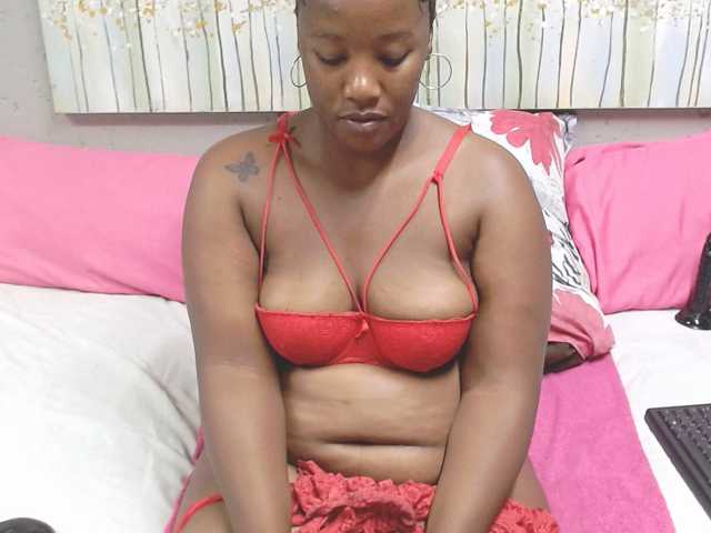 LadyAss33