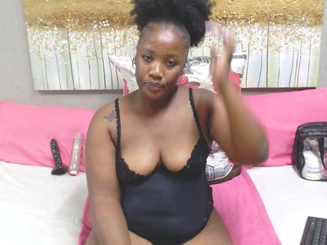 LadyAss33