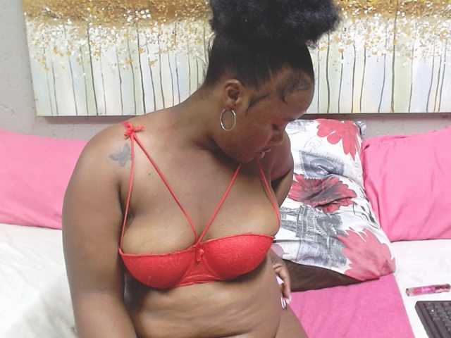 LadyAss33