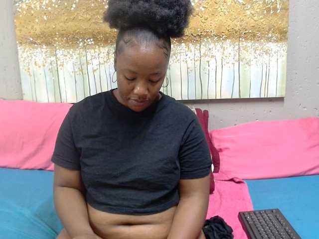 LadyAss33
