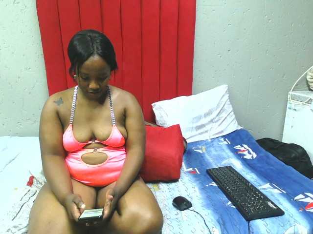 LadyAss33
