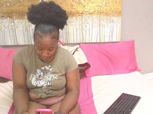 LadyAss33