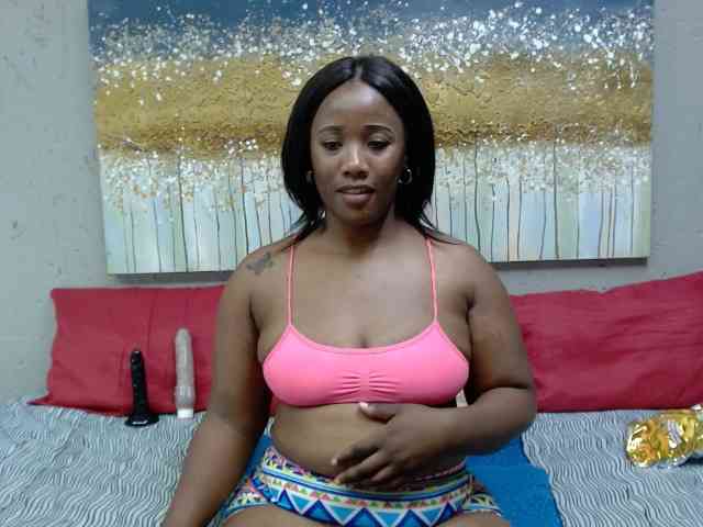 LadyAss33