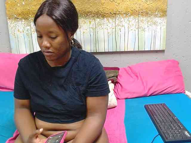 LadyAss33