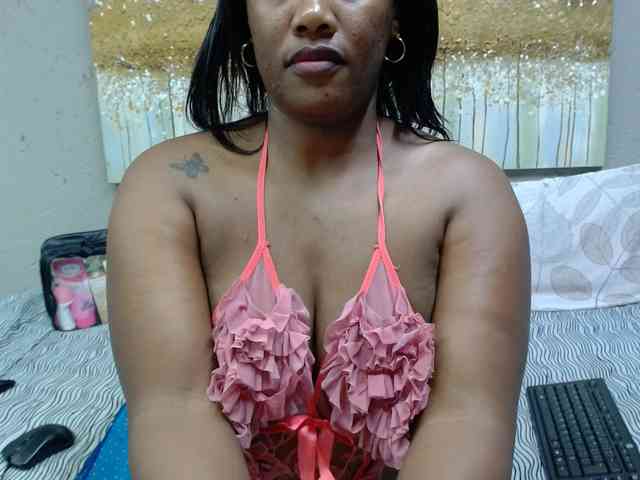 LadyAss33