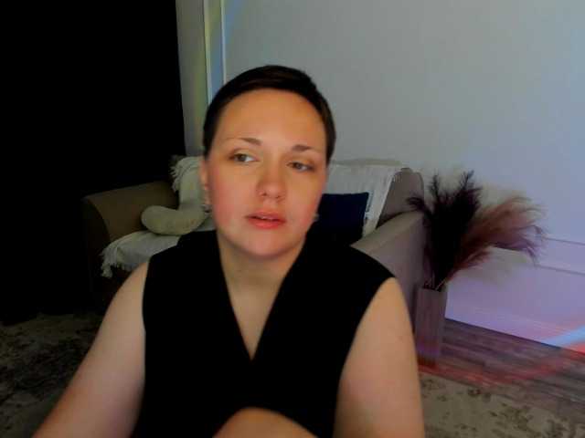 GoldenHazea live cam on BongaCams